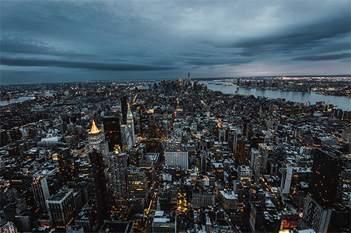 学校正式回应图书馆播放《一路生花》：旨在营造温馨学习氛围